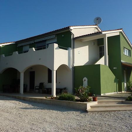 Apartment Greeny Galizana Exterior photo
